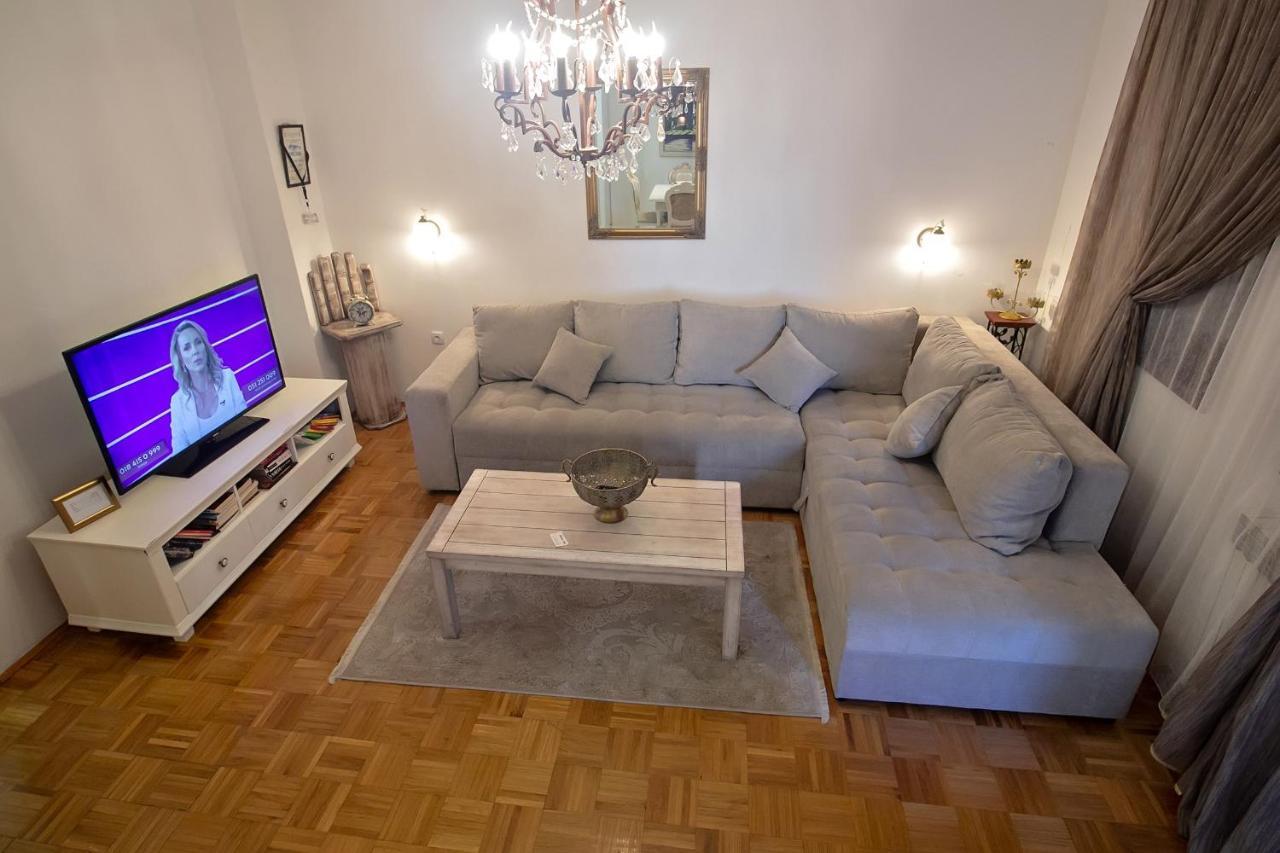 Apartment Barby - Aleja Μπάνια Λούκα Εξωτερικό φωτογραφία