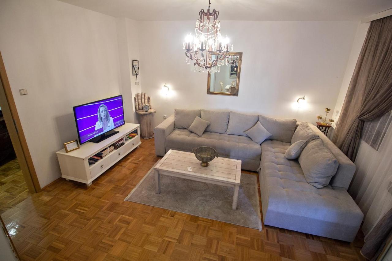 Apartment Barby - Aleja Μπάνια Λούκα Εξωτερικό φωτογραφία
